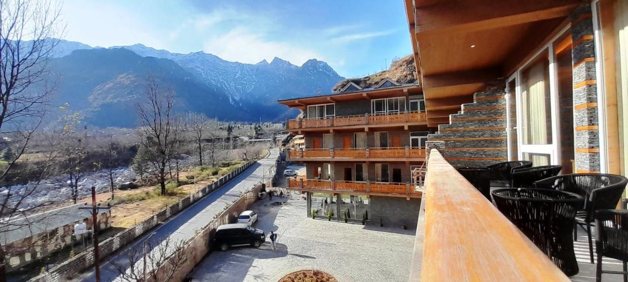 Palchan Hotel & Spa - A Member Of Radisson Individuals Retreats Manāli Exterior foto