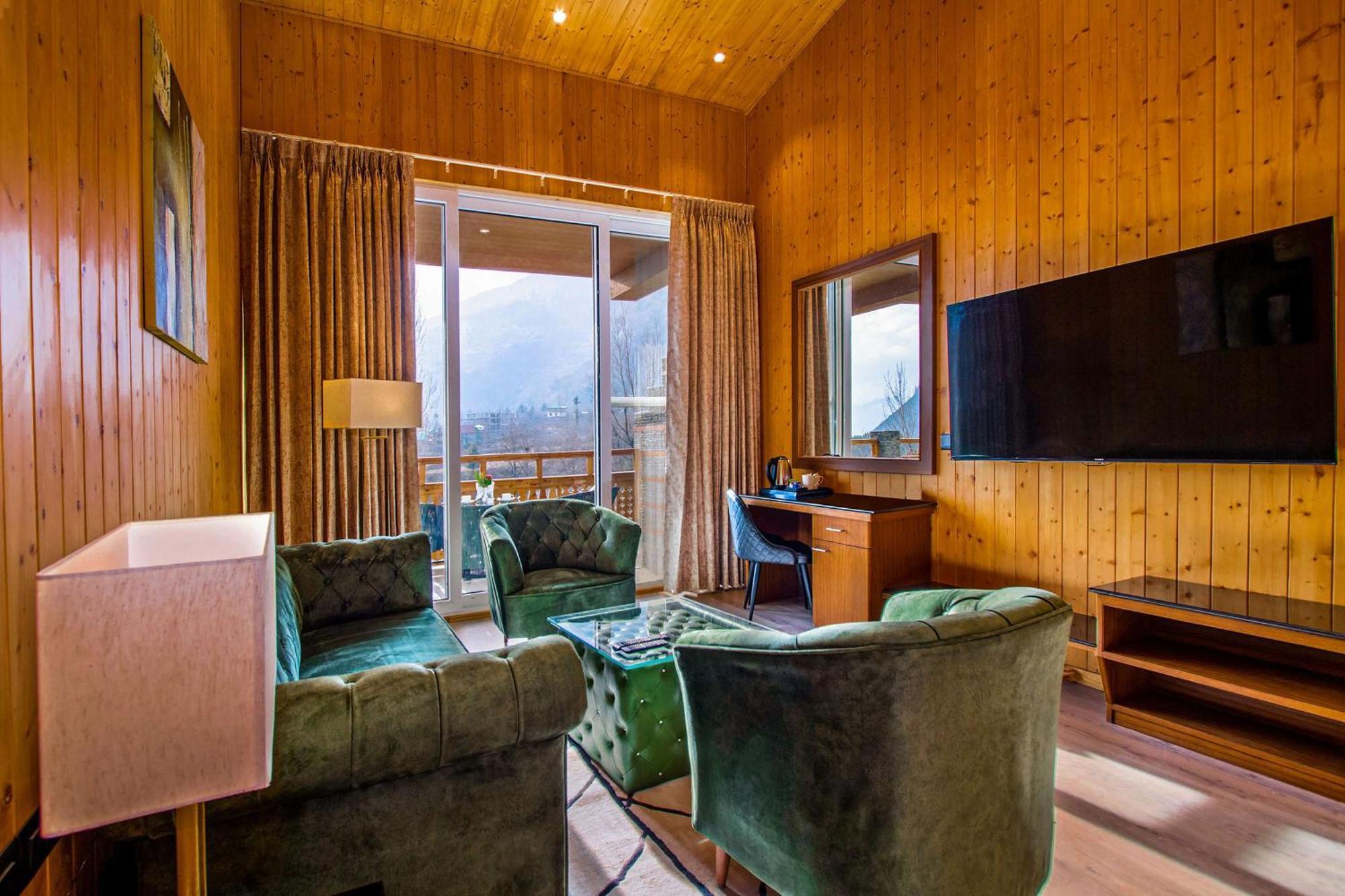 Palchan Hotel & Spa - A Member Of Radisson Individuals Retreats Manāli Exterior foto