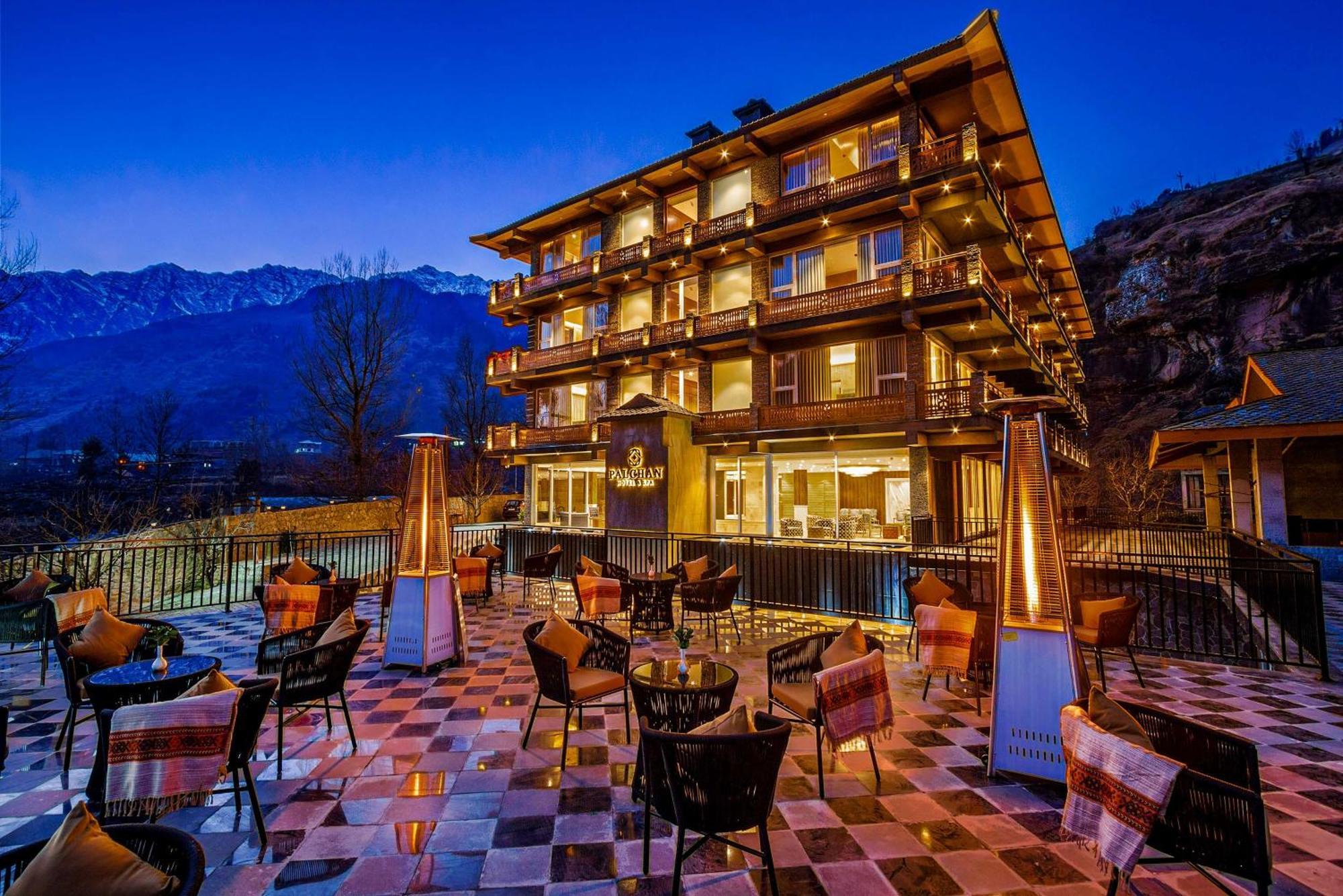 Palchan Hotel & Spa - A Member Of Radisson Individuals Retreats Manāli Exterior foto