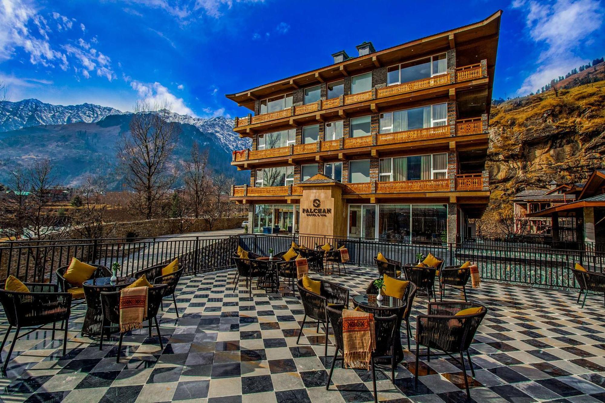 Palchan Hotel & Spa - A Member Of Radisson Individuals Retreats Manāli Exterior foto