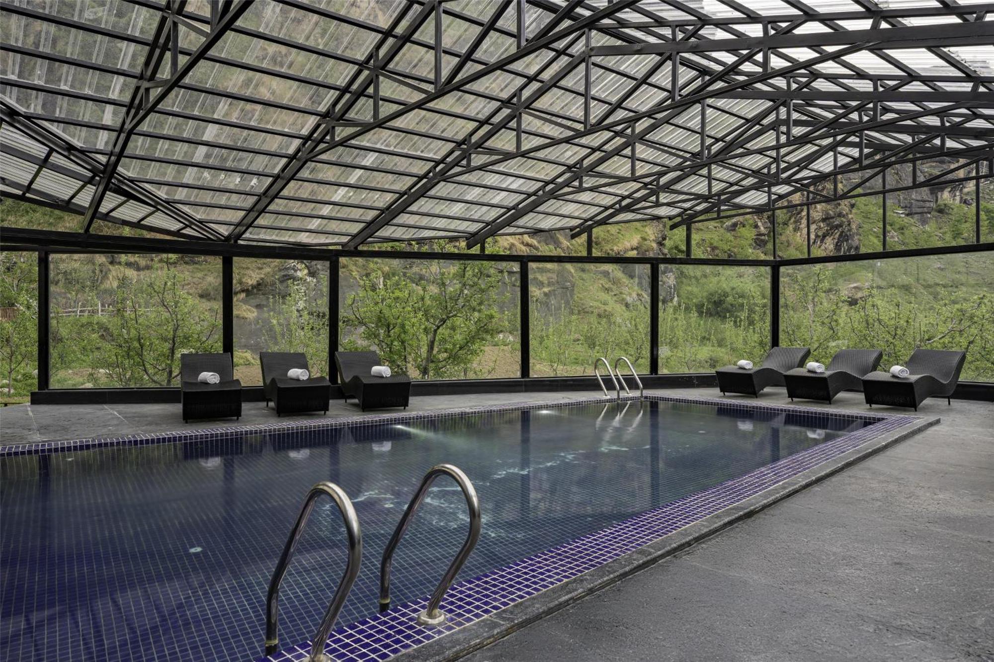 Palchan Hotel & Spa - A Member Of Radisson Individuals Retreats Manāli Exterior foto